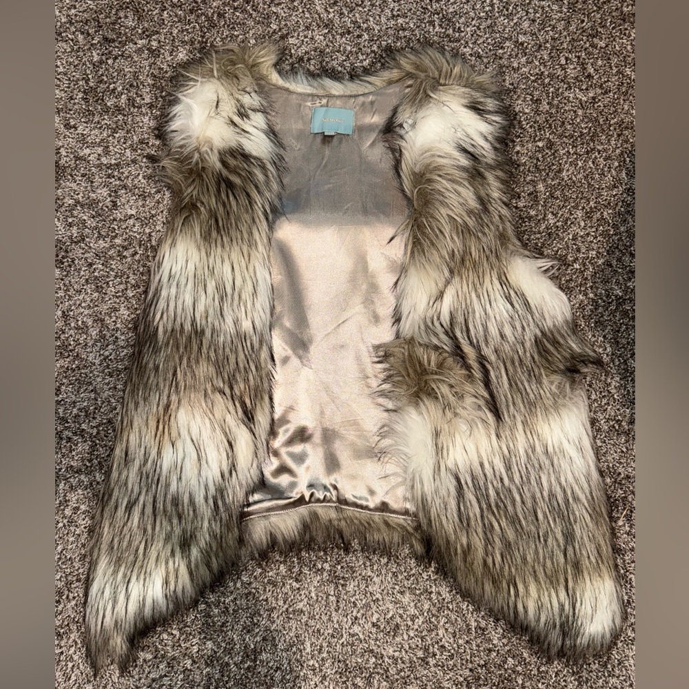 Skies Are Blue Satin Lined Faux Fur Vest